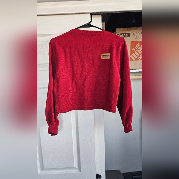 Cropped Sweater - Picture 4 of 5